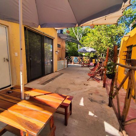 Casa Lili Luxury Valladolid "Fast Wifi, Hot Water, Kitchen & Tv" Exterior photo