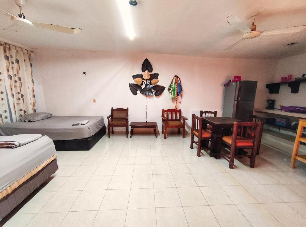 Casa Lili Luxury Valladolid "Fast Wifi, Hot Water, Kitchen & Tv" Exterior photo